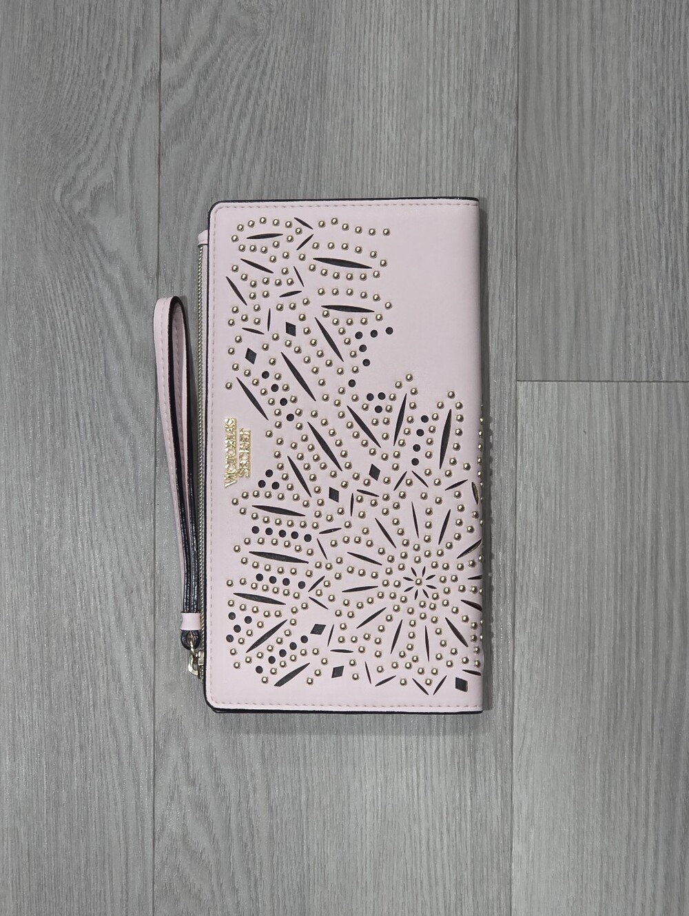 VS Wristlet Wallet